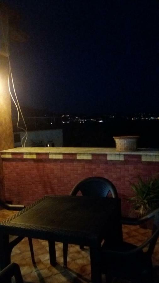 Vient E Mare Apartment Torre Annunziata Exterior photo